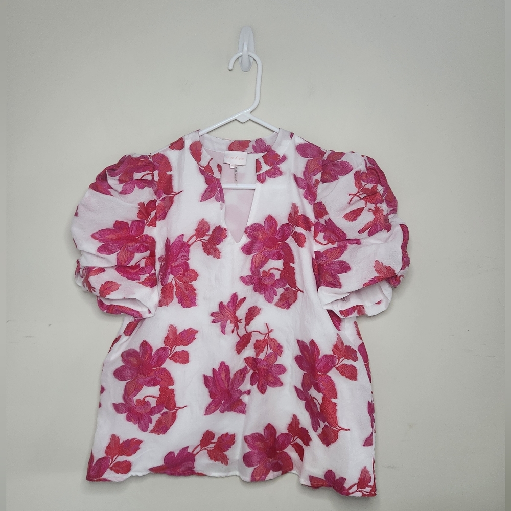 entro White Floral Puff Sleeve Blouse with Pink and Coral Flowers Medium - Picture 3 of 10
